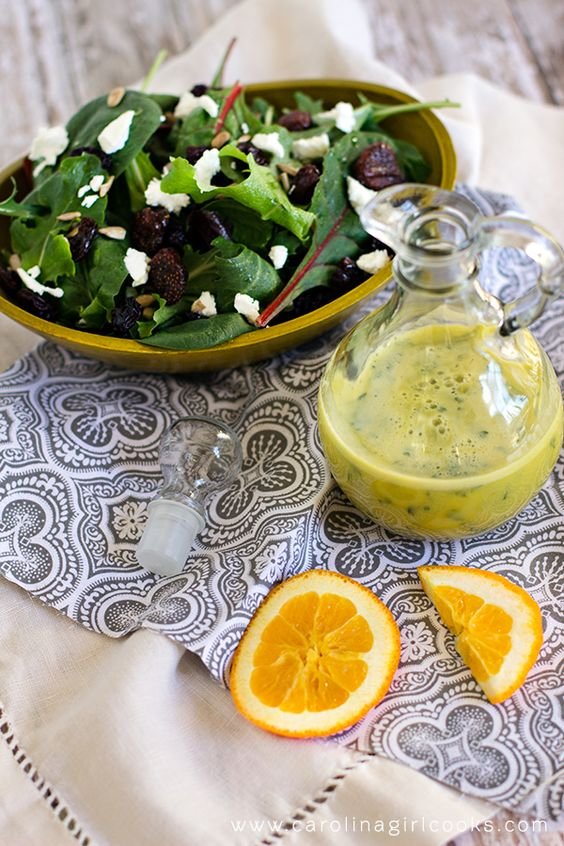 10Minute Recipe Orange Vinaigrette and Herb Box Salad
